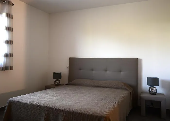 Les Lauriers Roses * 圣弗洛朗