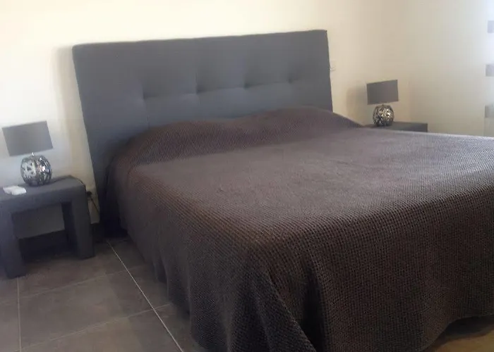 别墅 Les Lauriers Roses *