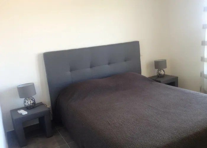 Les Lauriers Roses * 圣弗洛朗